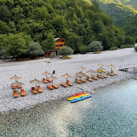 Guri I Lekes Guesthouse Moll' e Shoshit 外观 照片