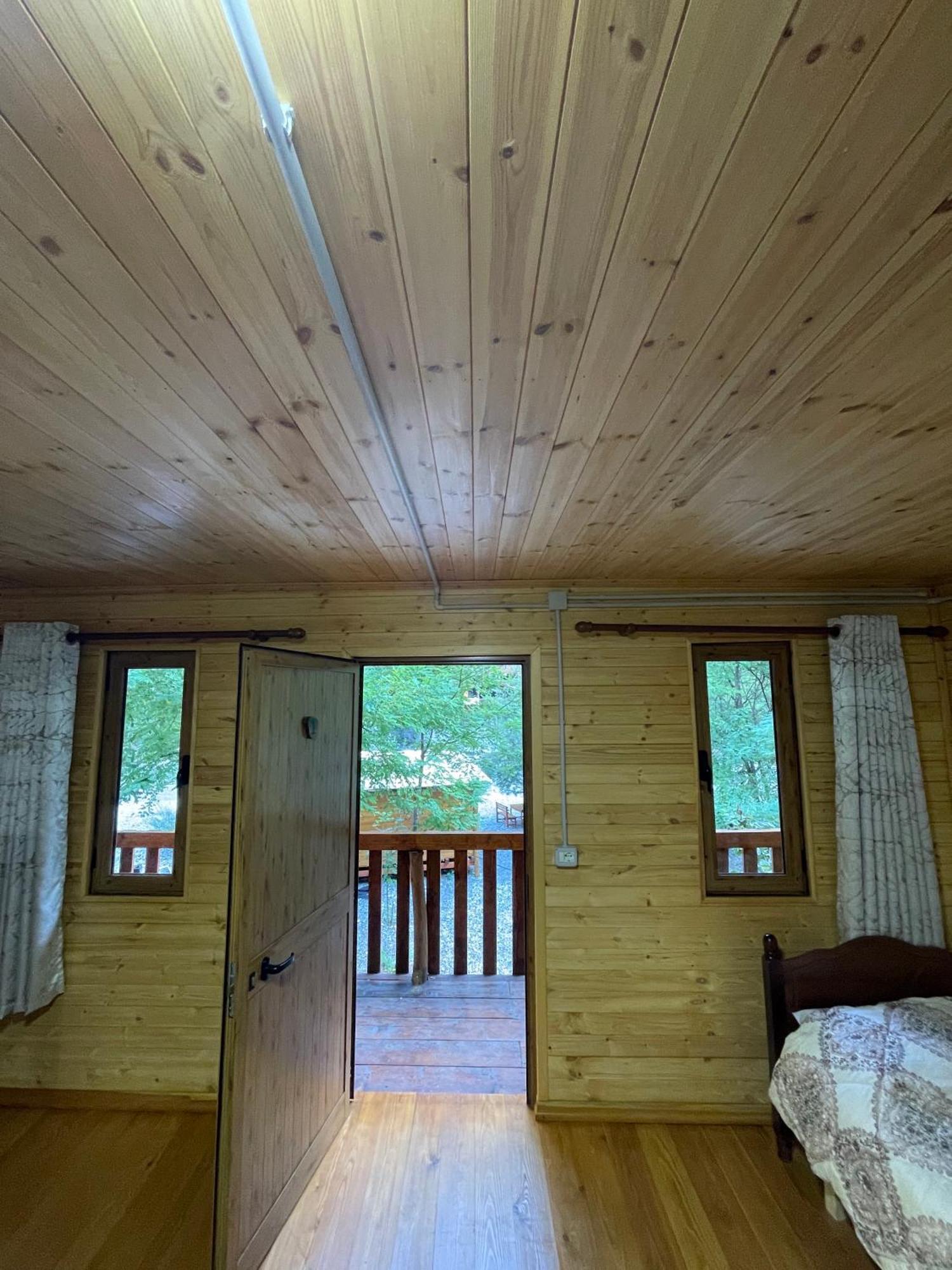 Guri I Lekes Guesthouse Moll' e Shoshit 外观 照片