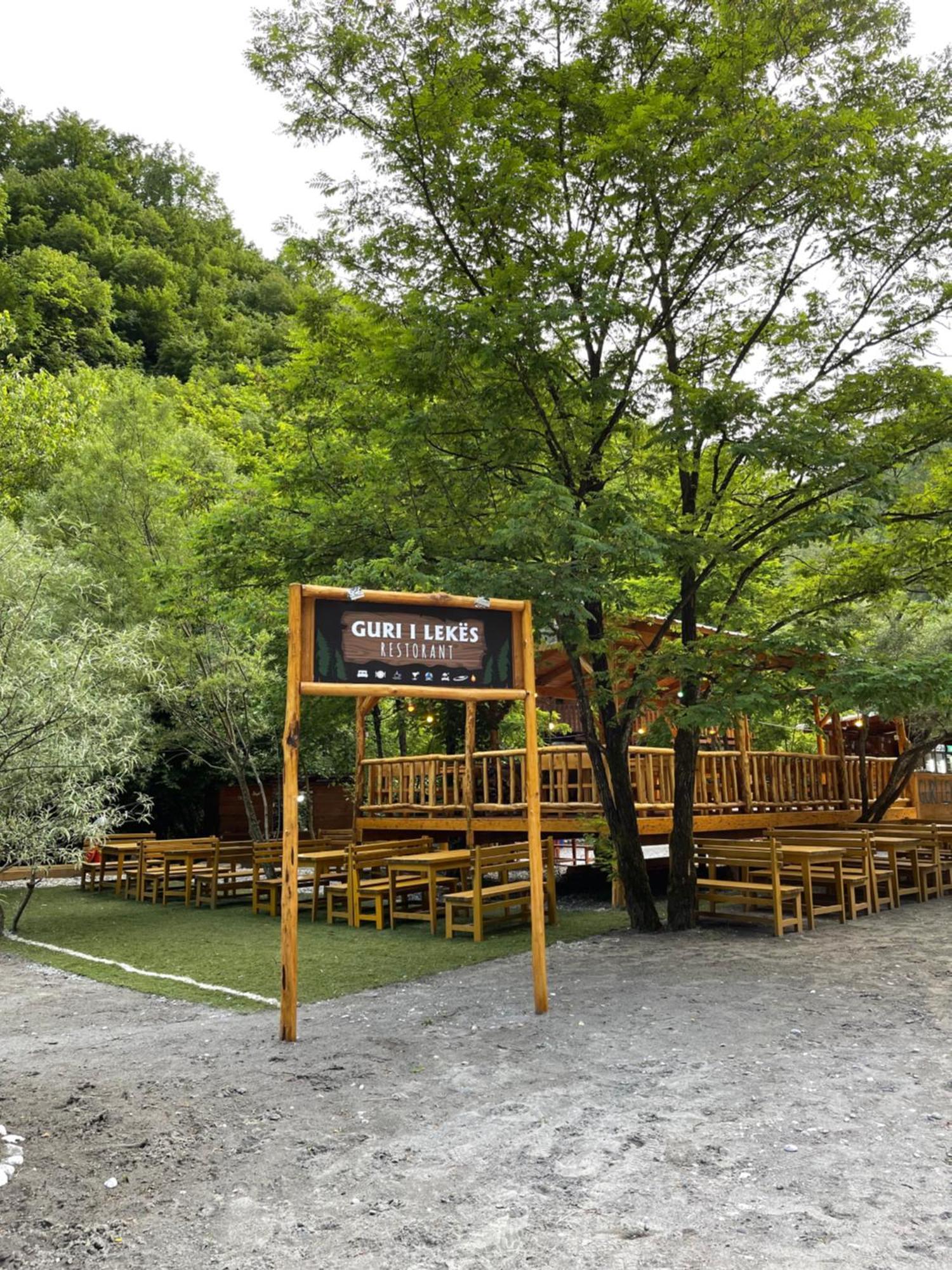 Guri I Lekes Guesthouse Moll' e Shoshit 外观 照片
