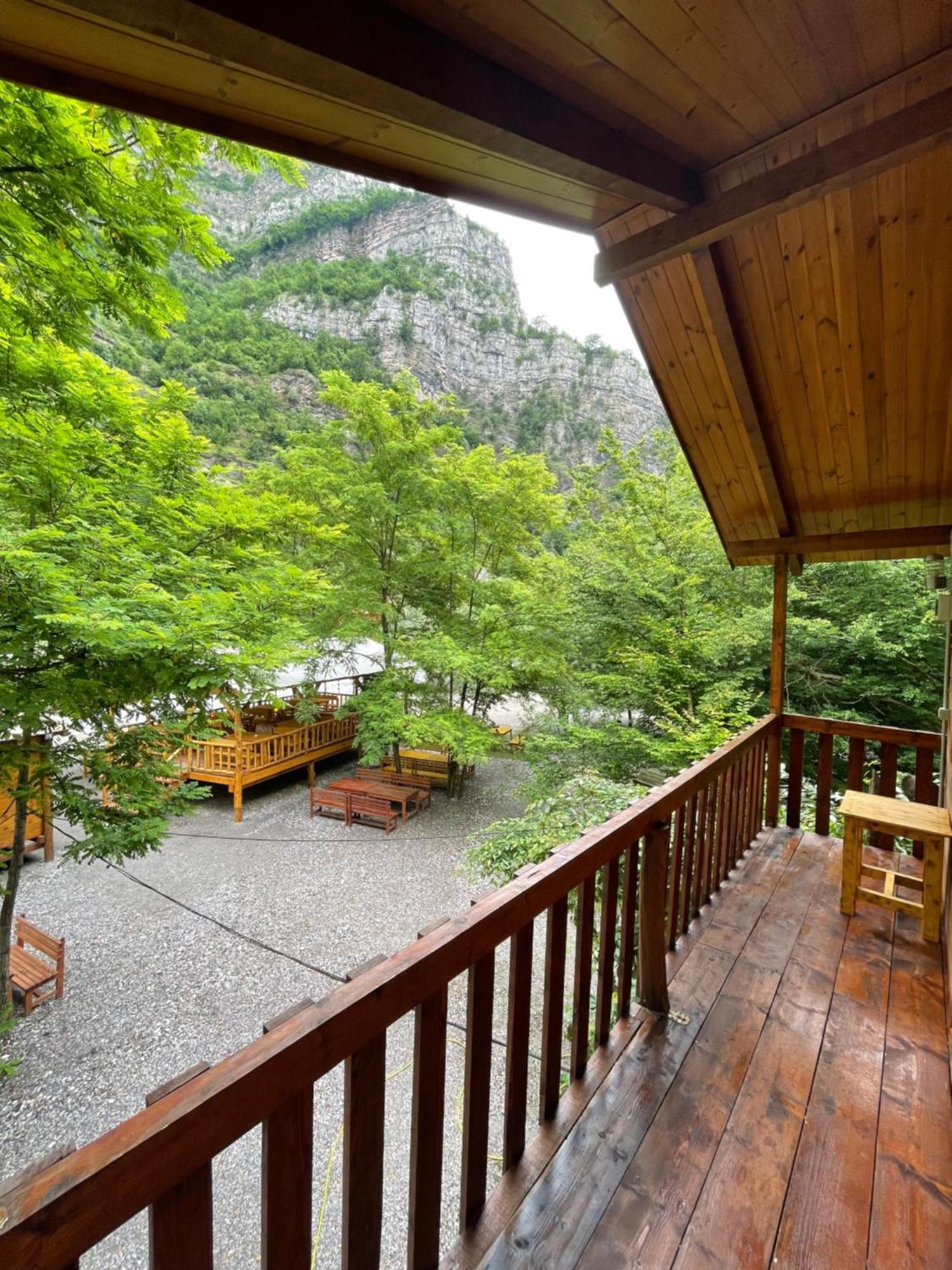 Guri I Lekes Guesthouse Moll' e Shoshit 外观 照片