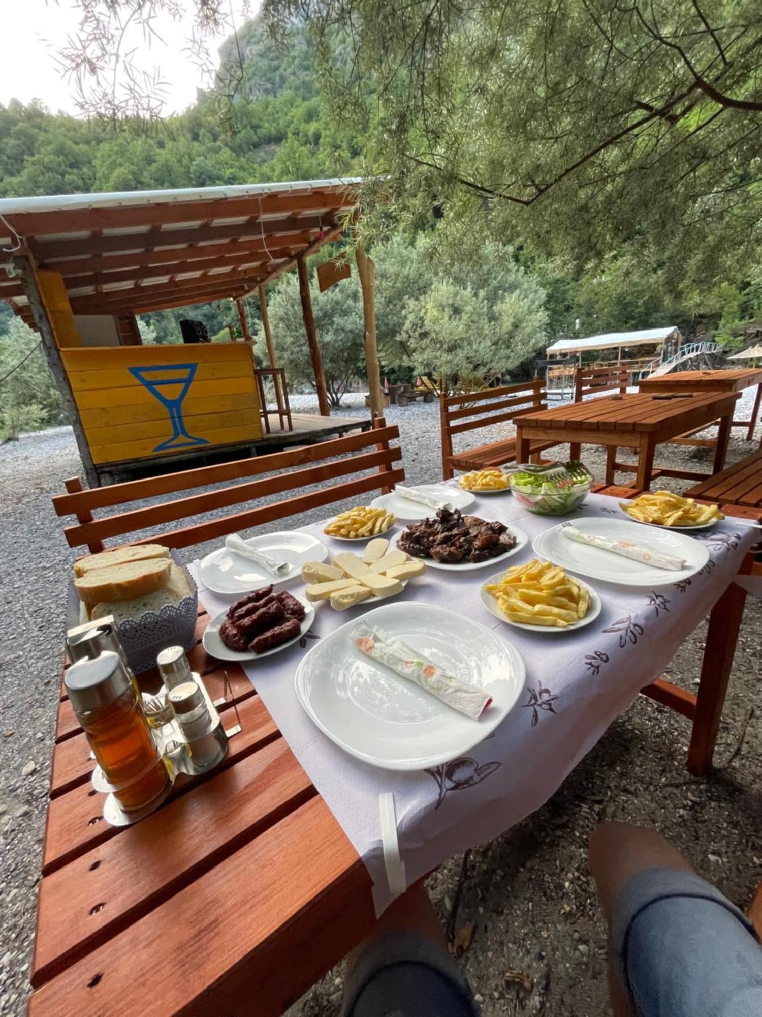 Guri I Lekes Guesthouse Moll' e Shoshit 外观 照片
