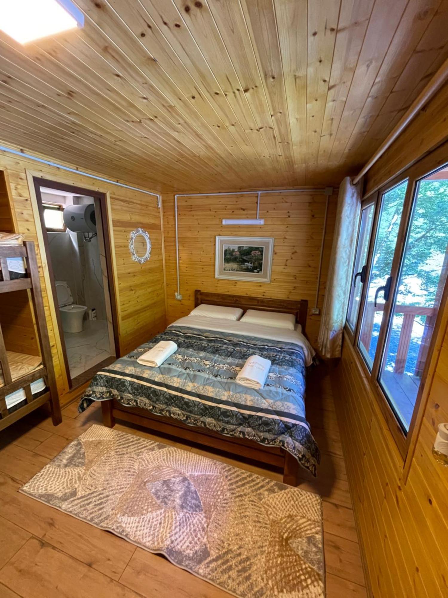 Guri I Lekes Guesthouse Moll' e Shoshit 外观 照片